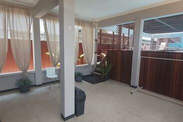 هتل Waterland Suites