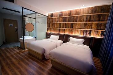 Huiyou Maison Hotel Changsha Walker Street Huangxing Plaza Metro Branch