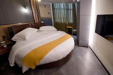 Huiyou Maison Hotel Changsha Walker Street Huangxing Plaza Metro Branch