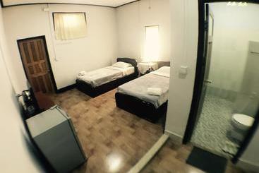 Gloria Motel