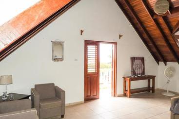 تختخواب و صبحانه Landhuis Belnem Bonaire
