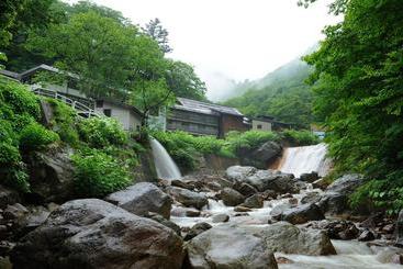 ريوكان Namegawaonsen Fukushimaya