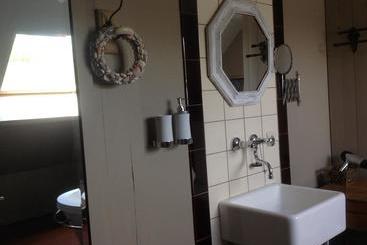 تختخواب و صبحانه Guesthouse  T Goed Leven