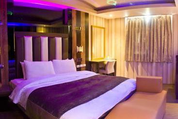 Yue Xin Motel