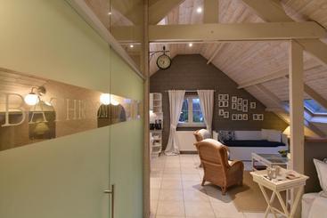 B&b Charming Escape
