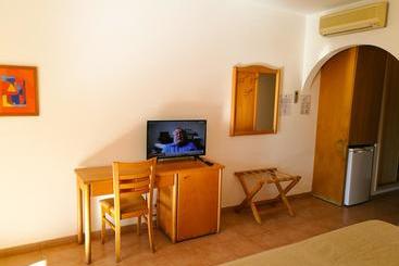 هتل Club House Cvl