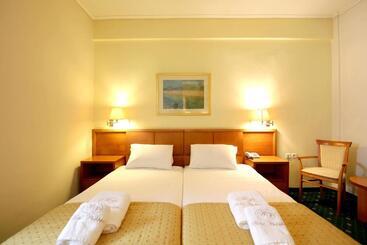 בית מלון כפרי Philippos Livadeia