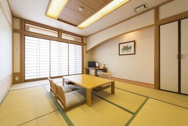 בית מלון כפרי Takachiho