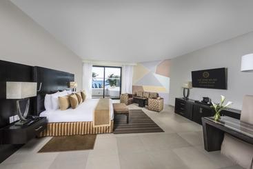 استراحتگاه The Sian Ka'An at Grand Tulum - All Inclusive - Adults Only