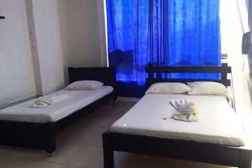 هتل Costa Del Rio