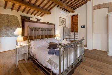 هتل La Casa Dei Cavalli