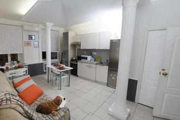 Bed and Breakfast Mini Hotel RePost
