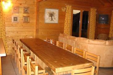هتل Chalet Les Sapins