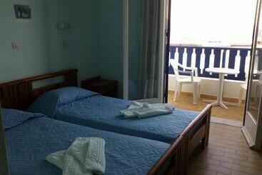 Hotel Guest House Polyvotis