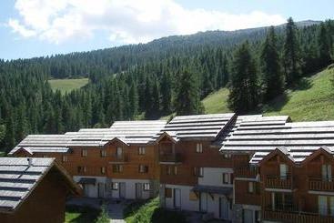 هتل Residence Parc Aux Etoiles