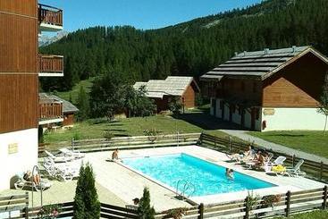 هتل Residence Parc Aux Etoiles