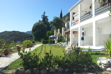 هتل Sula Roka Studios