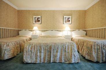 Meadowside B&b