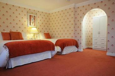 Meadowside B&b