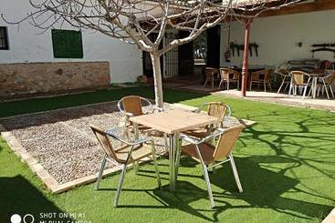 هتل Casa Rural Las Caleras