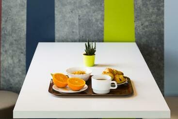 هتل Ibis Budget Zaragoza