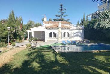 هتل Villa Silvia
