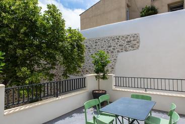 هتل La Maison Des Vendangeurs Sur Mer