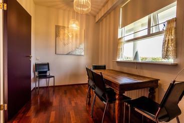 هتل River Apartments