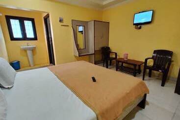 هتل Sgs Residency