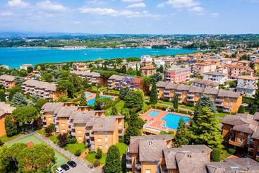 هتل Easy Apartaments Peschiera