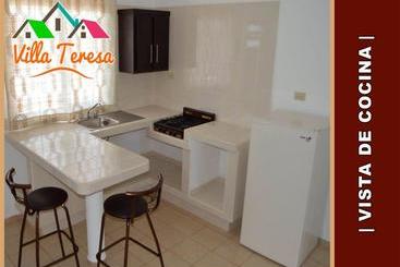 هتل Departamentos & Suites Villa Teresa