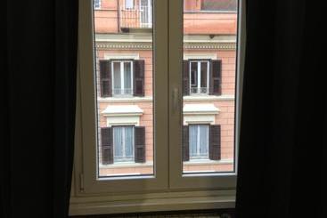 هتل Lazio Elegance Suite