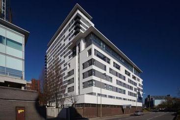 هتل Skyline Plaza By Flying Butler