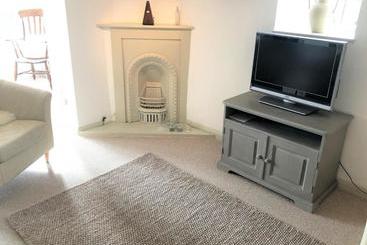 هتل Cornerstone Cottage