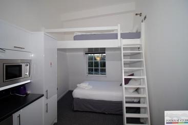 هتل Fox House, Studio Apartments