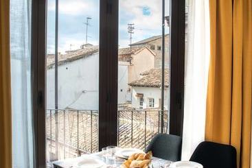 Apartamentos Puente Del Carbón