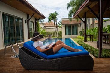 استراحتگاه Niche Villas By Tropiclook