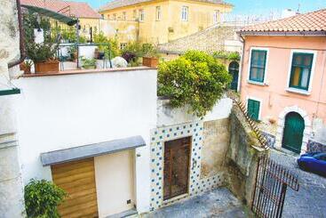 Elegant B&b   Il Vicolo Storico