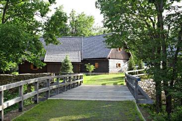 هتل Fenomen Plitvice Resort