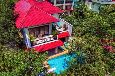 בית מלון כפרי Chor Chang Villa Resort