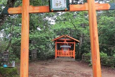 فندق Jhoppers Kumano Yunomine Guesthouse