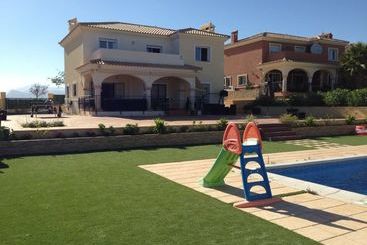 هتل Villa Irene