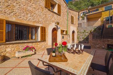 هتل Casa de Piedra en Bunyola