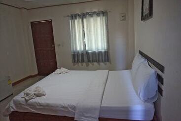 Hotel Gongaew Mansion