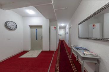 هتل Hostellerie De L Hôtel De Ville