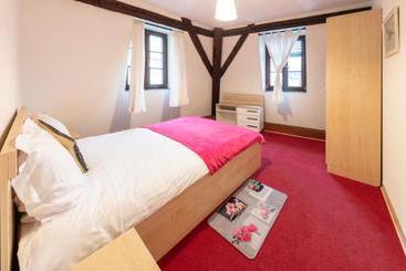 هتل Hostellerie De L Hôtel De Ville