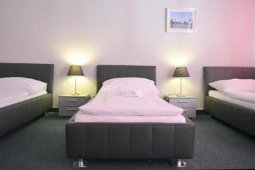 هتل Primestay Apartmenthaus Zürich Seebach