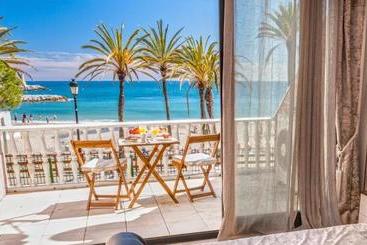 Banus Beach Apartments
