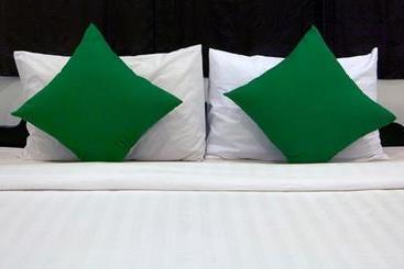 هتل The Angkor Crescent