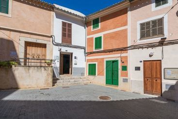 هتل Darrera Es Campanar
